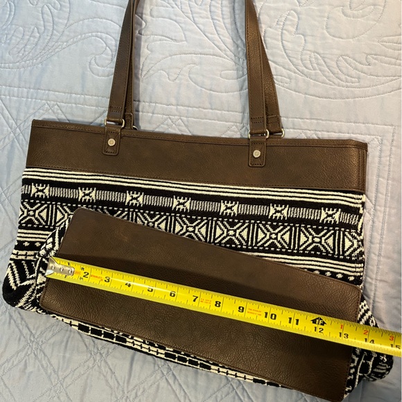 JEWELL by Thirty-One Black & White Woven Cotton Boho Weekend Aztec Shoulder Bag - Picture 13 of 14